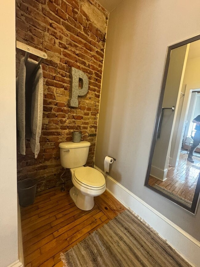 Building Photo - Knoxville Downtown living, just steps from Market Square!!  Historic Daylight Building - Studio u...