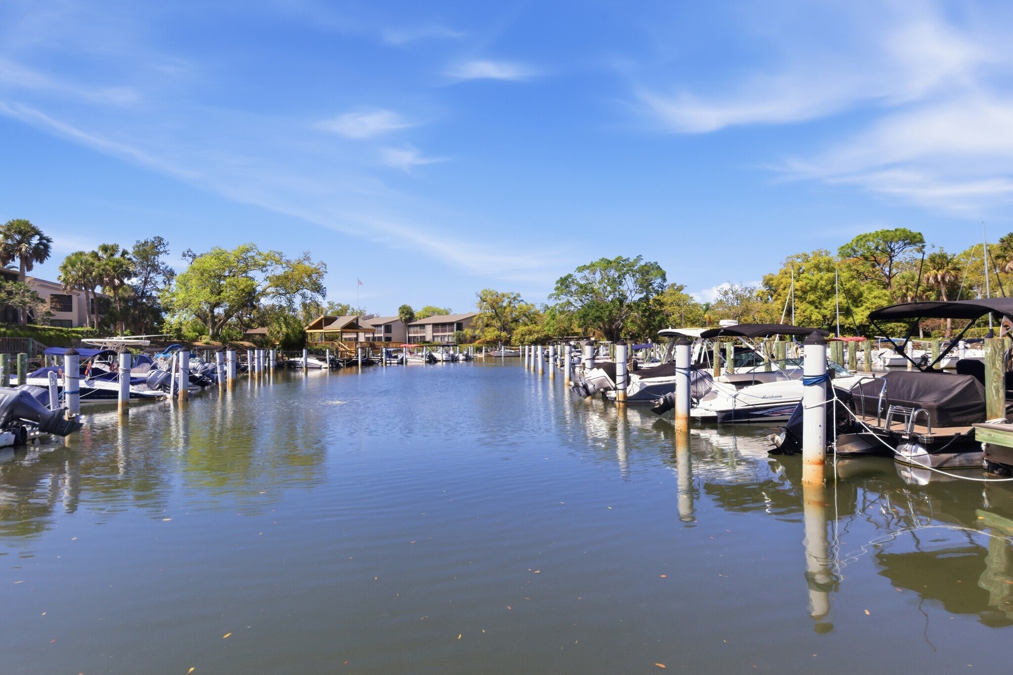 Building Photo - 1628 Clower Creek Dr