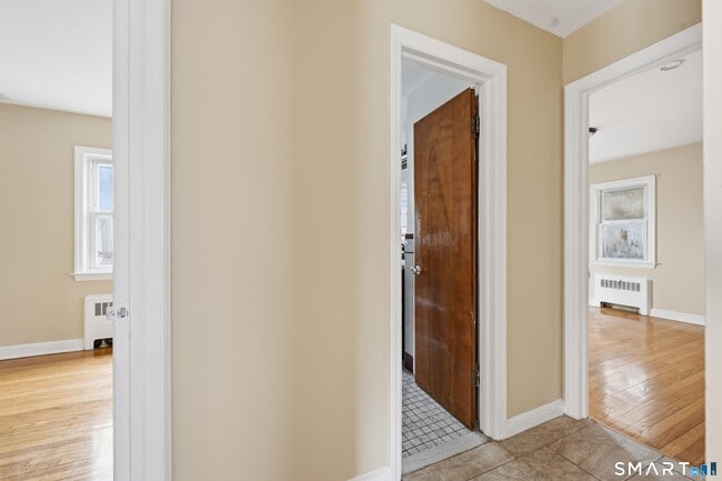 Building Photo - 972 Capitol Ave