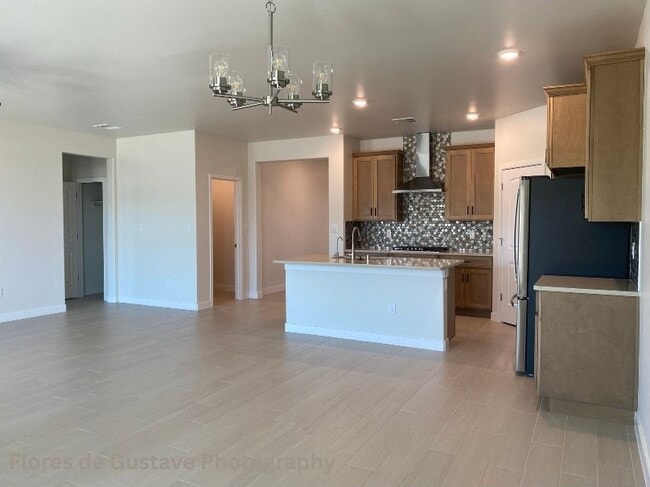 Building Photo - 2681 Silver Hawk Ave