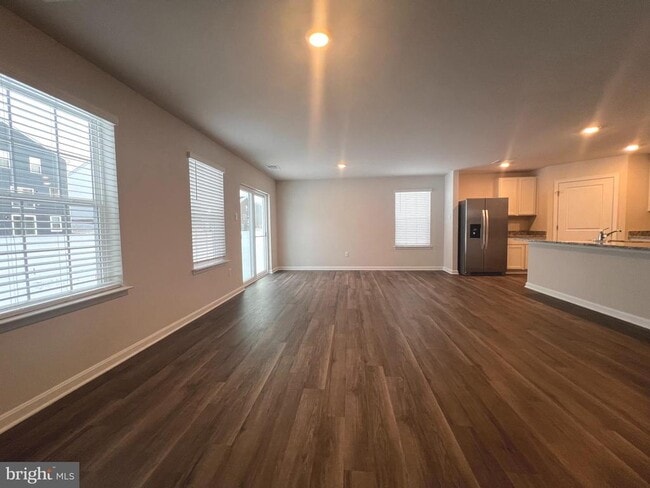 Building Photo - 359 Toulouse Ln