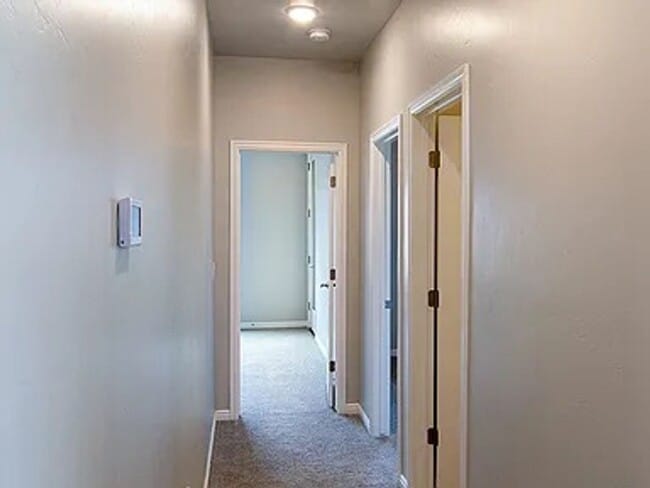 Building Photo - Newer home in Ivins! Great views!