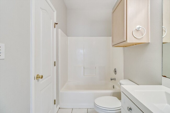 Building Photo - 13986 Fortuna Bay Dr