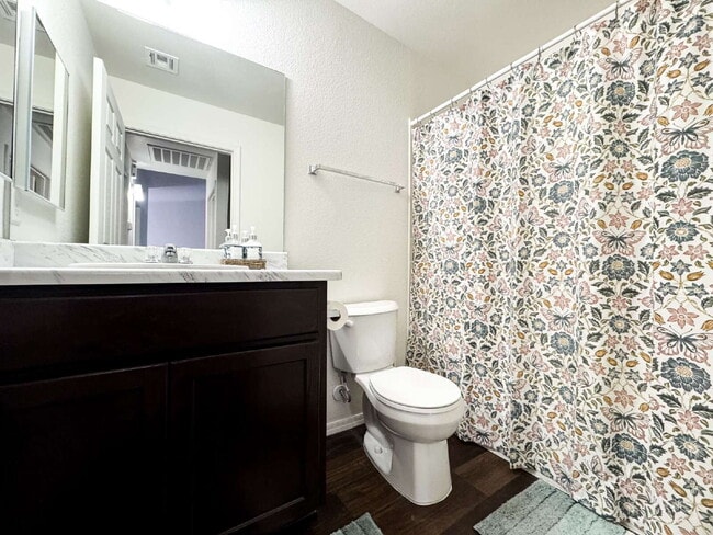 Building Photo - "Charming 3-Bedroom, 2 Bathroom Home in Yuma!"