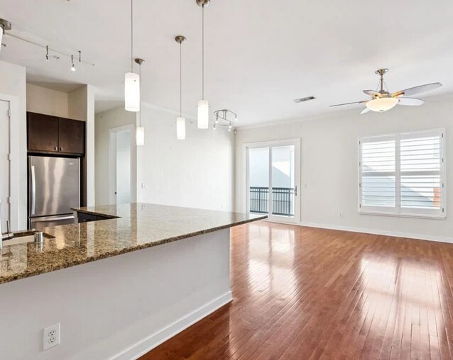 Building Photo - 2950 McKinney Ave