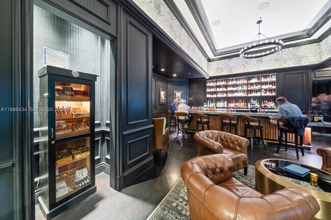 Building Photo - 3400 SW 27th Ave