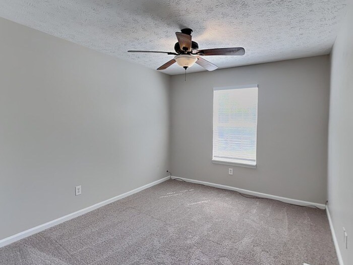 Building Photo - 2616 Calabash Dr