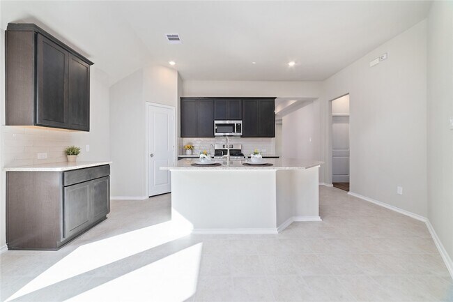 Building Photo - 20515 Laila Manor Ln