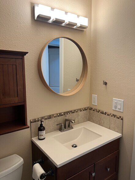 Building Photo - 3618 SE 67th Ave