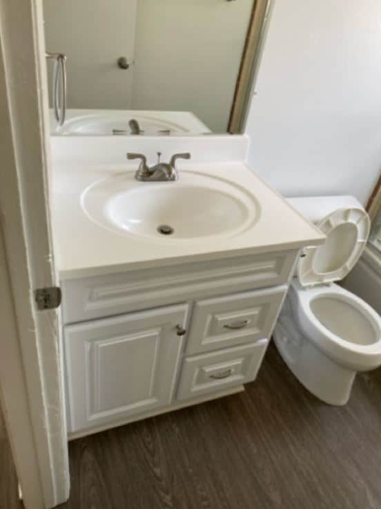 Building Photo - Charming 2 bedroom 1 Bath Duplex ***READY FOR MOVE-IN*** Half Off One Month's Rent Special!!!