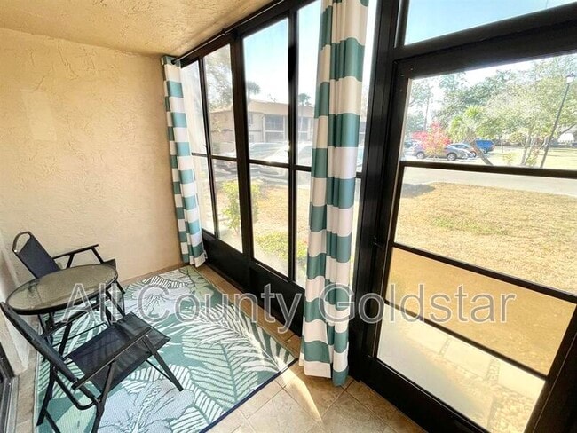 Building Photo - 19505 Quesada Ave