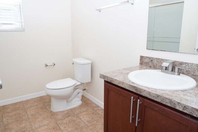 Building Photo - 2330 Avellino Ave