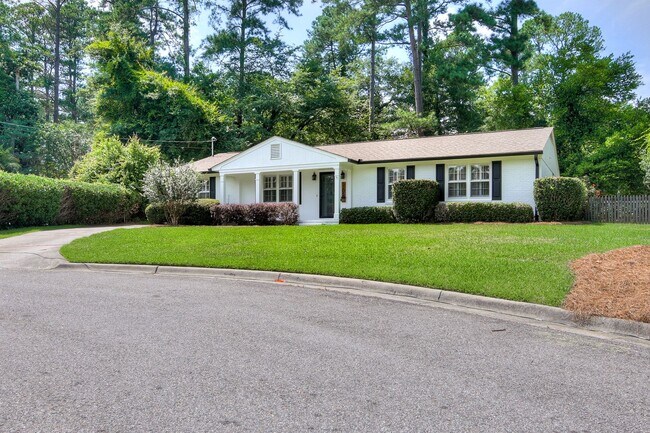 Building Photo - Beautiful Ranch in Montclair!