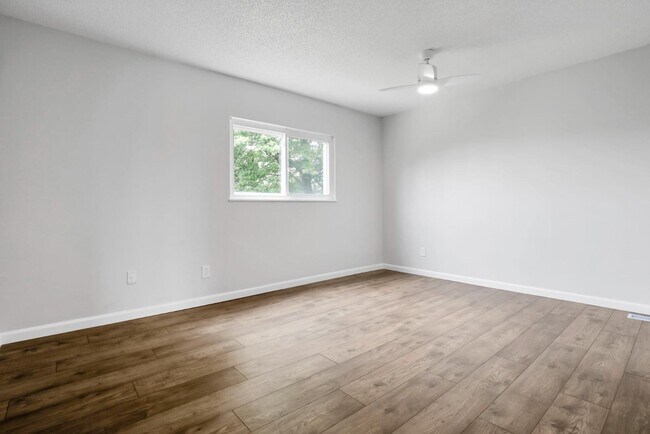 Building Photo - 1683 Ringfield Dr