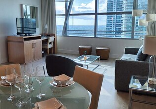 Building Photo - 1395 Brickell Bay Dr