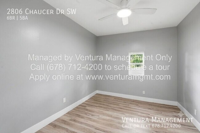 Building Photo - 2806 Chaucer Dr SW