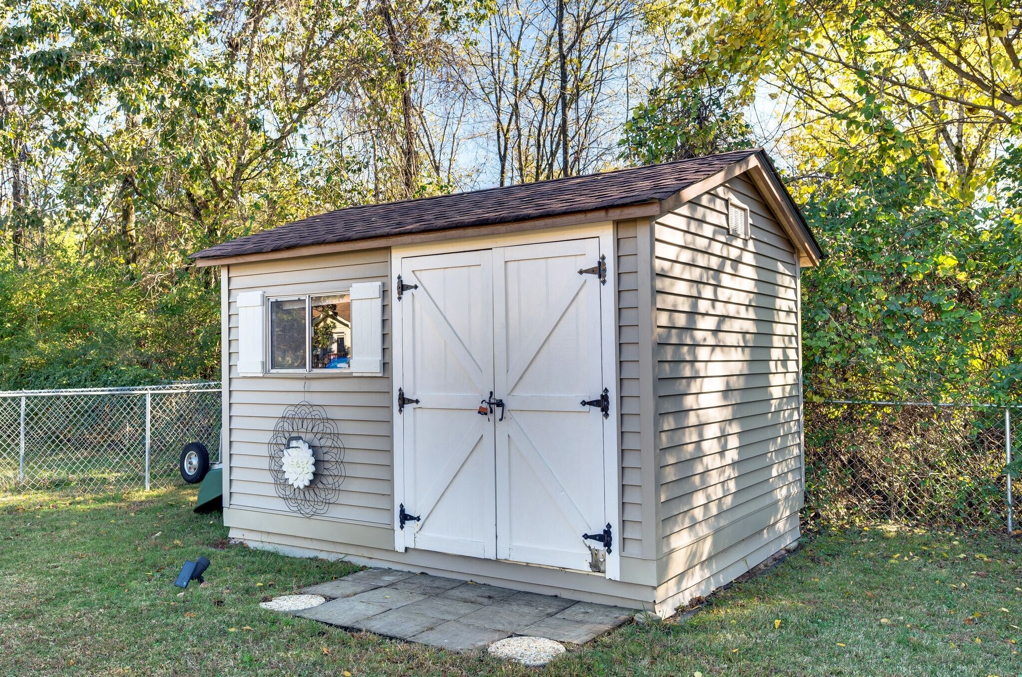 Building Photo - 808 Water View Ter