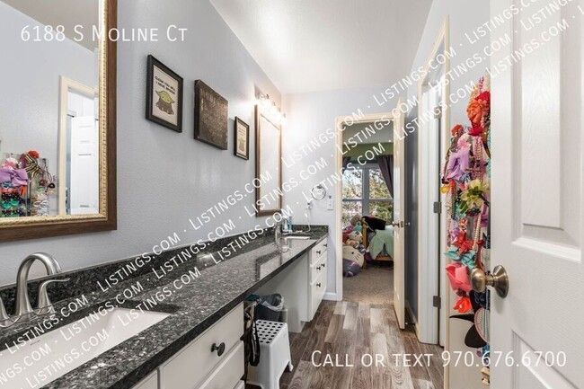 Building Photo - 6188 S Moline Ct