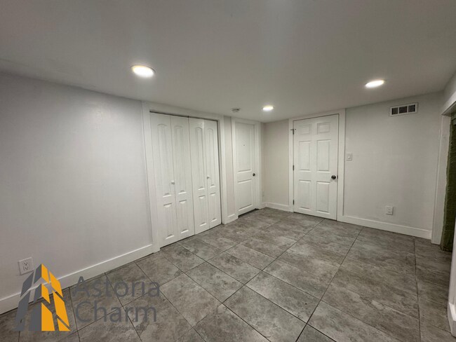 Building Photo - 1632 N Calvert St