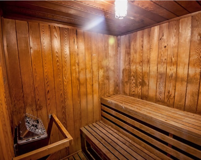 Sauna - 525 N Sycamore Ave