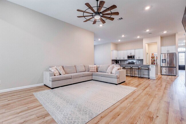 Building Photo - 3716 Field Coast Ln