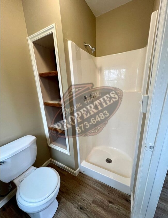 Building Photo - 2 Gritty Ln