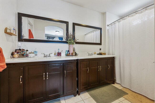 En-Suite Bathroom - 4466 Mataro Dr