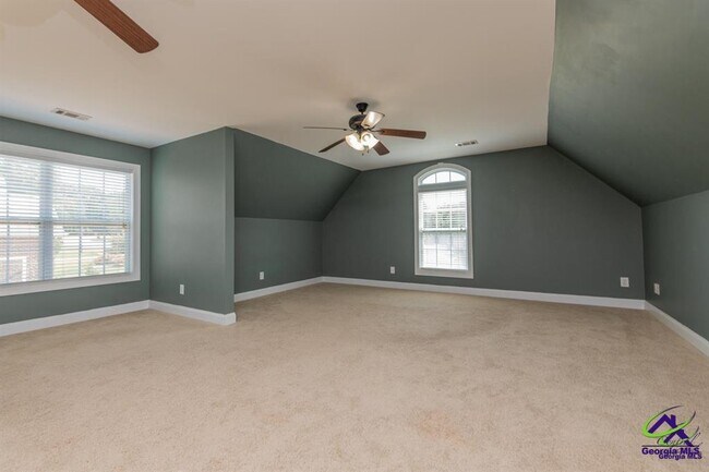 Building Photo - 303 Sage Meadows Ln