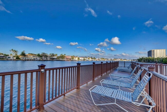 Building Photo - 3606 S Ocean Blvd