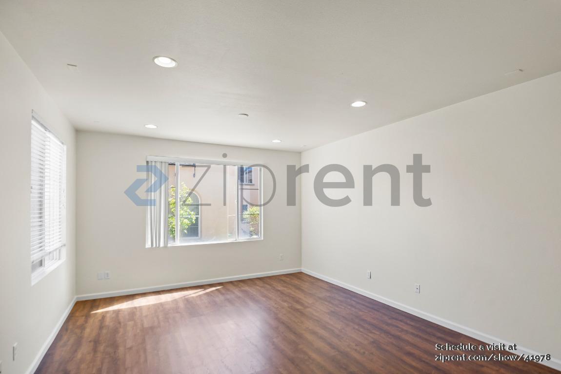 Building Photo - 3137 Cedarwood Loop