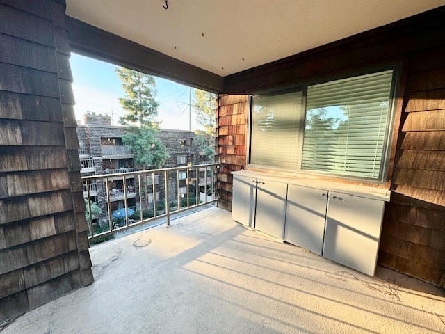 Building Photo - 5790 Friars Rd