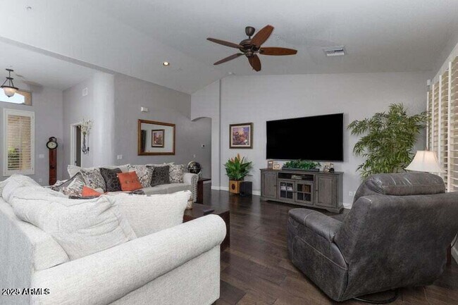 Building Photo - 7338 E Wingspan Way
