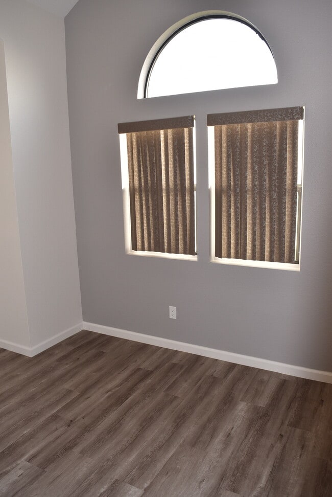 Building Photo - 10991 Scripps Ranch Blvd