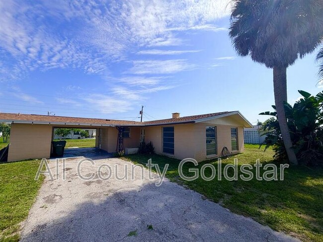 Building Photo - 412 Palm Creek Dr