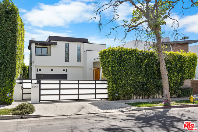 Building Photo - 6242 Drexel Ave