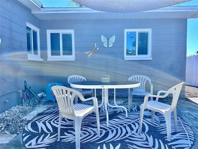 Building Photo - 5417 Jersey Ave S