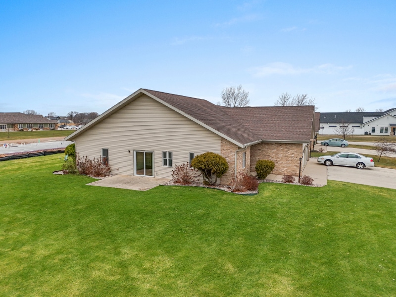 Building Photo - 2700 Saffron Pl