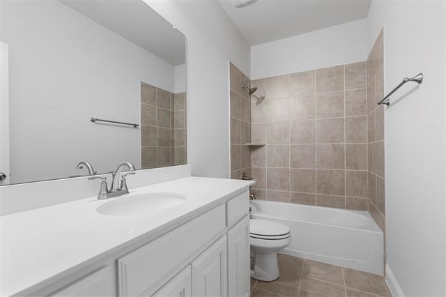 Building Photo - 135 Mesa Dr