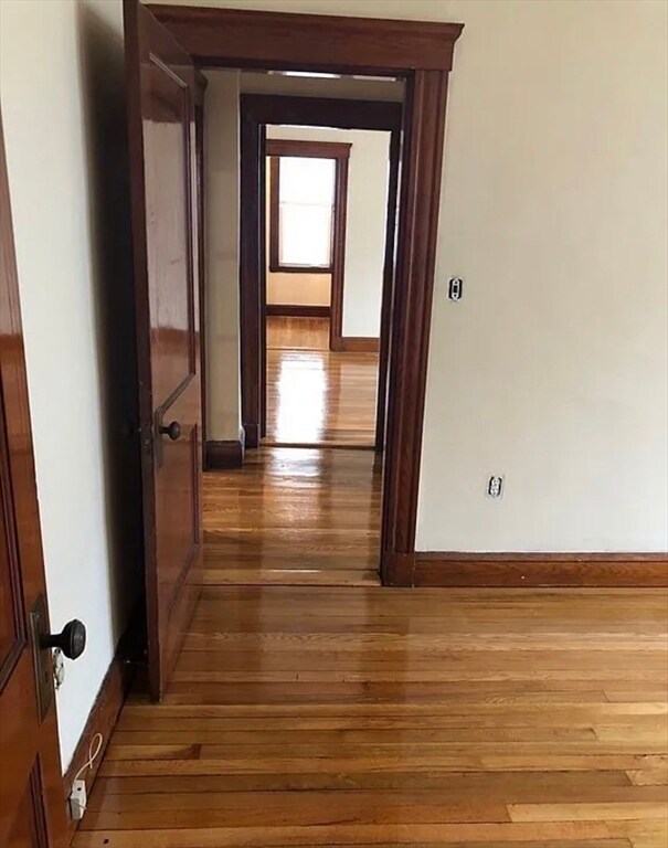 Building Photo - 36 Seymour St