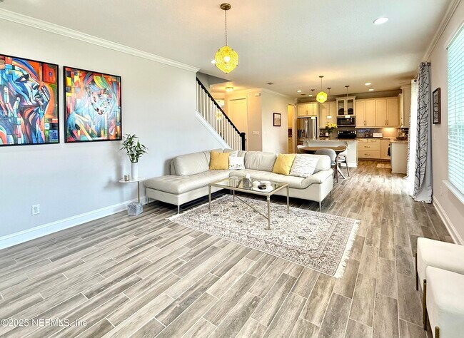 Building Photo - 6887 Azalea Grove Dr