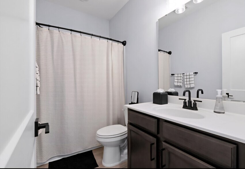 Building Photo - 347 Ripple Park Dr