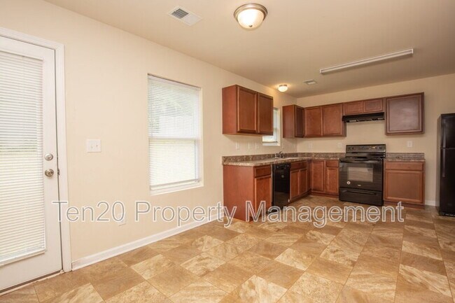 Building Photo - 365 Partisan Dr