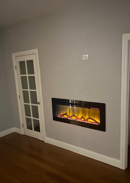 Building Photo - 416 22nd St