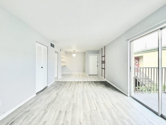 Building Photo - 1799 N Highland Ave