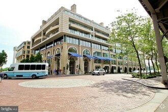 Building Photo - 3030 Water St NW