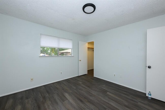 Building Photo - 7103 Howerington Cir