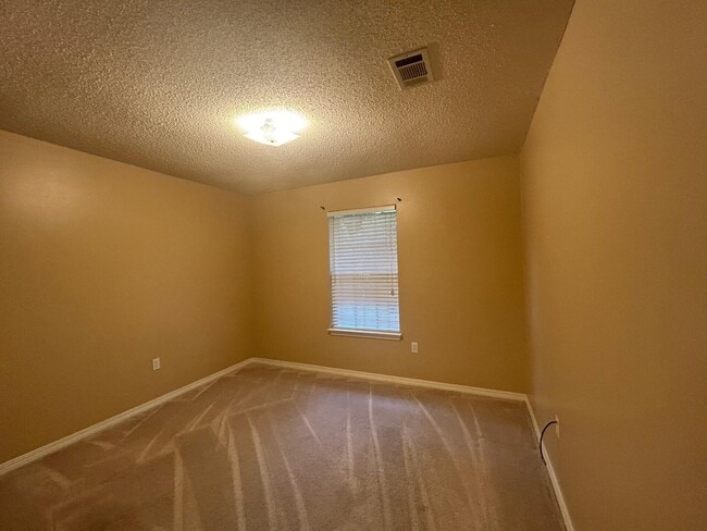 Building Photo - 1267 Jefferyscot Dr