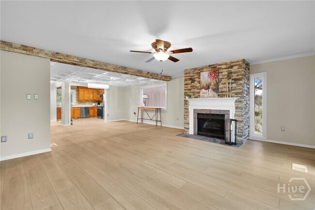 Building Photo - 12502 Apache Ave