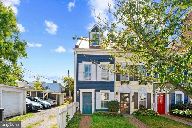 Building Photo - 1316 Cameron St