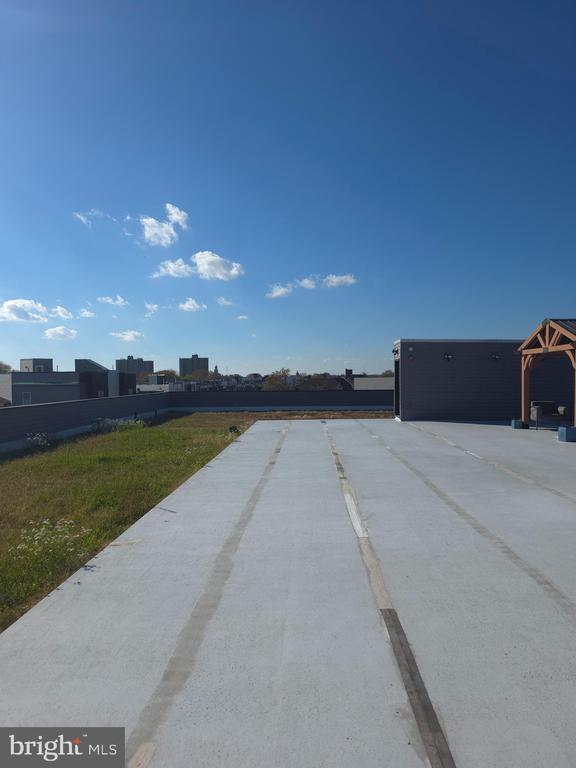 Building Photo - 3925 Haverford Ave